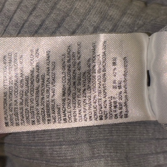 H&M Ribbed Grey Button Sweater - Picture 3 of 4